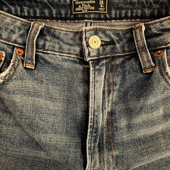 Abercrombie and Fitch Jeans Size 6 - Picture 3 of 3